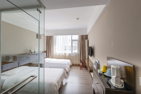 响沙湾,沙漠,度假地,景区,旅游,图片,照片,摄影,内蒙古响沙湾,内蒙古旅游,鄂尔多斯市旅游,莲花酒店,莲花度假酒店,莲沙度假岛,福沙度假岛,悦沙休闲岛,仙沙休闲岛,一粒沙度假村,在线预订,预定,旅行社,AAAAA,5A级旅游景区,库布齐,库布其沙漠,库布其旅游