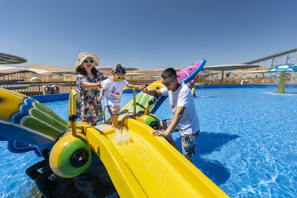 响沙湾,沙漠,度假地,景区,旅游,图片,照片,摄影,内蒙古响沙湾,内蒙古旅游,鄂尔多斯市旅游,莲花酒店,莲花度假酒店,莲沙度假岛,福沙度假岛,悦沙休闲岛,仙沙休闲岛,一粒沙度假村,在线预订,预定,旅行社,AAAAA,5A级旅游景区,库布齐,库布其沙漠,库布其旅游