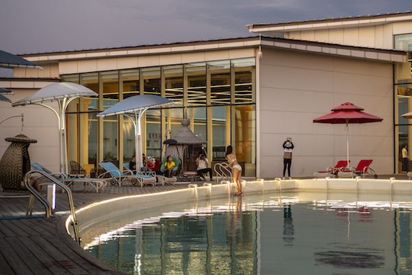 响沙湾,沙漠,度假地,景区,旅游,图片,照片,摄影,内蒙古响沙湾,内蒙古旅游,鄂尔多斯市旅游,莲花酒店,莲花度假酒店,莲沙度假岛,福沙度假岛,悦沙休闲岛,仙沙休闲岛,一粒沙度假村,在线预订,预定,旅行社,AAAAA,5A级旅游景区,库布齐,库布其沙漠,库布其旅游