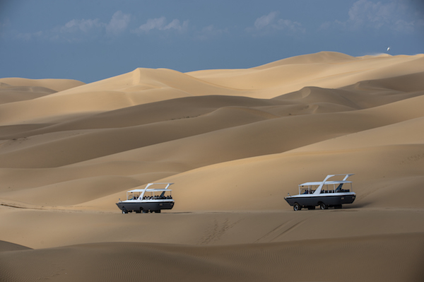 响沙湾,沙漠,度假地,景区,旅游,图片,照片,摄影,内蒙古响沙湾,内蒙古旅游,鄂尔多斯市旅游,莲花酒店,莲花度假酒店,莲沙度假岛,福沙度假岛,悦沙休闲岛,仙沙休闲岛,一粒沙度假村,在线预订,预定,旅行社,AAAAA,5A级旅游景区,库布齐,库布其沙漠,库布其旅游