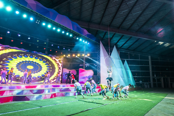 响沙湾,沙漠,度假地,景区,旅游,图片,照片,摄影,内蒙古响沙湾,内蒙古旅游,鄂尔多斯市旅游,莲花酒店,莲花度假酒店,莲沙度假岛,福沙度假岛,悦沙休闲岛,仙沙休闲岛,一粒沙度假村,在线预订,预定,旅行社,AAAAA,5A级旅游景区,库布齐,库布其沙漠,库布其旅游