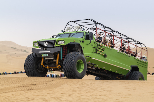 响沙湾,沙漠,度假地,景区,旅游,图片,照片,摄影,内蒙古响沙湾,内蒙古旅游,鄂尔多斯市旅游,莲花酒店,莲花度假酒店,莲沙度假岛,福沙度假岛,悦沙休闲岛,仙沙休闲岛,一粒沙度假村,在线预订,预定,旅行社,AAAAA,5A级旅游景区,库布齐,库布其沙漠,库布其旅游