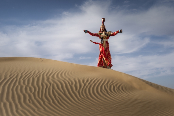 响沙湾,沙漠,度假地,景区,旅游,图片,照片,摄影,内蒙古响沙湾,内蒙古旅游,鄂尔多斯市旅游,莲花酒店,莲花度假酒店,莲沙度假岛,福沙度假岛,悦沙休闲岛,仙沙休闲岛,一粒沙度假村,在线预订,预定,旅行社,AAAAA,5A级旅游景区,库布齐,库布其沙漠,库布其旅游