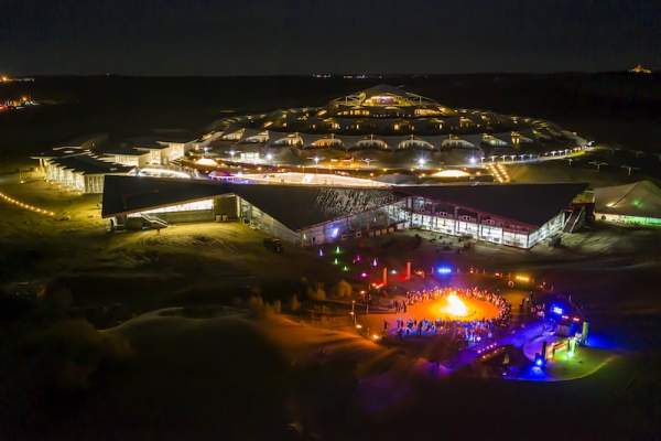 响沙湾,沙漠,度假地,景区,旅游,图片,照片,摄影,内蒙古响沙湾,内蒙古旅游,鄂尔多斯市旅游,莲花酒店,莲花度假酒店,莲沙度假岛,福沙度假岛,悦沙休闲岛,仙沙休闲岛,一粒沙度假村,在线预订,预定,旅行社,AAAAA,5A级旅游景区,库布齐,库布其沙漠,库布其旅游