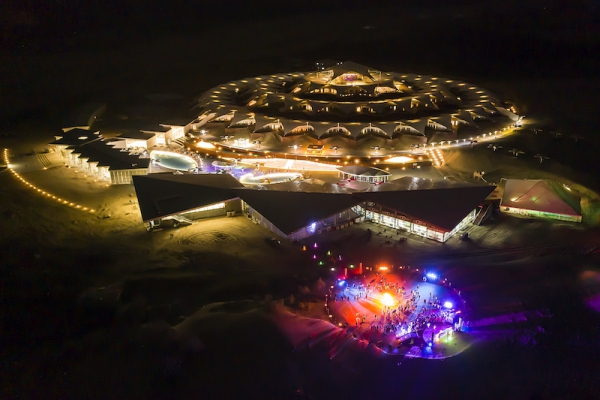 响沙湾,沙漠,度假地,景区,旅游,图片,照片,摄影,内蒙古响沙湾,内蒙古旅游,鄂尔多斯市旅游,莲花酒店,莲花度假酒店,莲沙度假岛,福沙度假岛,悦沙休闲岛,仙沙休闲岛,一粒沙度假村,在线预订,预定,旅行社,AAAAA,5A级旅游景区,库布齐,库布其沙漠,库布其旅游