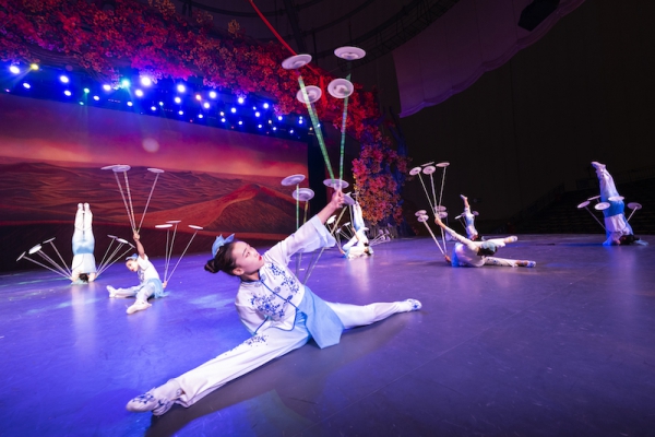 响沙湾,沙漠,度假地,景区,旅游,图片,照片,摄影,内蒙古响沙湾,内蒙古旅游,鄂尔多斯市旅游,莲花酒店,莲花度假酒店,莲沙度假岛,福沙度假岛,悦沙休闲岛,仙沙休闲岛,一粒沙度假村,在线预订,预定,旅行社,AAAAA,5A级旅游景区,库布齐,库布其沙漠,库布其旅游