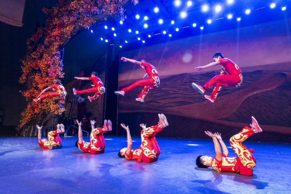 响沙湾,沙漠,度假地,景区,旅游,图片,照片,摄影,内蒙古响沙湾,内蒙古旅游,鄂尔多斯市旅游,莲花酒店,莲花度假酒店,莲沙度假岛,福沙度假岛,悦沙休闲岛,仙沙休闲岛,一粒沙度假村,在线预订,预定,旅行社,AAAAA,5A级旅游景区,库布齐,库布其沙漠,库布其旅游