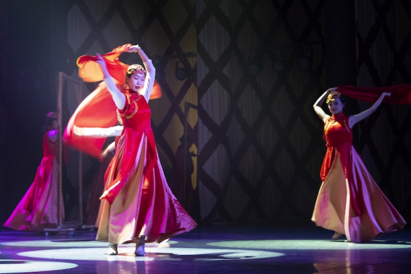 响沙湾,沙漠,度假地,景区,旅游,图片,照片,摄影,内蒙古响沙湾,内蒙古旅游,鄂尔多斯市旅游,莲花酒店,莲花度假酒店,莲沙度假岛,福沙度假岛,悦沙休闲岛,仙沙休闲岛,一粒沙度假村,在线预订,预定,旅行社,AAAAA,5A级旅游景区,库布齐,库布其沙漠,库布其旅游