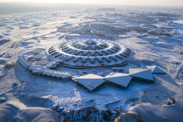 响沙湾,沙漠,度假地,景区,旅游,图片,照片,摄影,内蒙古响沙湾,内蒙古旅游,鄂尔多斯市旅游,莲花酒店,莲花度假酒店,莲沙度假岛,福沙度假岛,悦沙休闲岛,仙沙休闲岛,一粒沙度假村,在线预订,预定,旅行社,AAAAA,5A级旅游景区,库布齐,库布其沙漠,库布其旅游