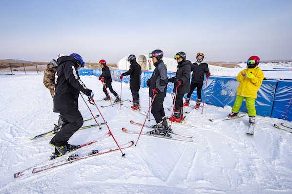 响沙湾,沙漠,度假地,景区,旅游,图片,照片,摄影,内蒙古响沙湾,内蒙古旅游,鄂尔多斯市旅游,莲花酒店,莲花度假酒店,莲沙度假岛,福沙度假岛,悦沙休闲岛,仙沙休闲岛,一粒沙度假村,在线预订,预定,旅行社,AAAAA,5A级旅游景区,库布齐,库布其沙漠,库布其旅游