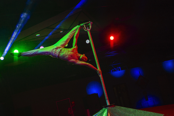 响沙湾,沙漠,度假地,景区,旅游,图片,照片,摄影,内蒙古响沙湾,内蒙古旅游,鄂尔多斯市旅游,莲花酒店,莲花度假酒店,莲沙度假岛,福沙度假岛,悦沙休闲岛,仙沙休闲岛,一粒沙度假村,在线预订,预定,旅行社,AAAAA,5A级旅游景区,库布齐,库布其沙漠,库布其旅游