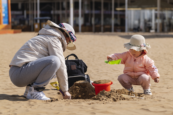 响沙湾,沙漠,度假地,景区,旅游,图片,照片,摄影,内蒙古响沙湾,内蒙古旅游,鄂尔多斯市旅游,莲花酒店,莲花度假酒店,莲沙度假岛,福沙度假岛,悦沙休闲岛,仙沙休闲岛,一粒沙度假村,在线预订,预定,旅行社,AAAAA,5A级旅游景区,库布齐,库布其沙漠,库布其旅游