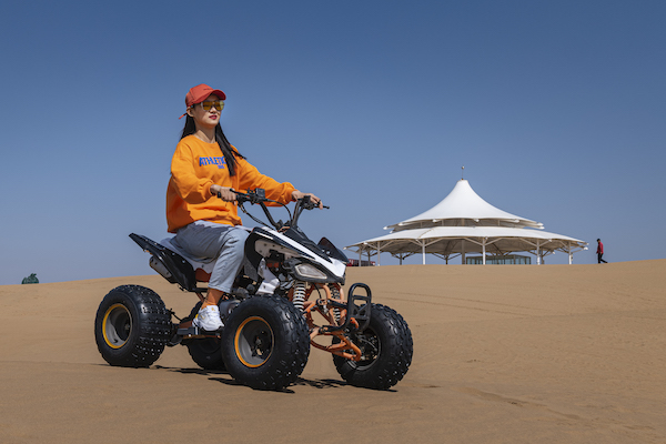 响沙湾,沙漠,度假地,景区,旅游,图片,照片,摄影,内蒙古响沙湾,内蒙古旅游,鄂尔多斯市旅游,莲花酒店,莲花度假酒店,莲沙度假岛,福沙度假岛,悦沙休闲岛,仙沙休闲岛,一粒沙度假村,在线预订,预定,旅行社,AAAAA,5A级旅游景区,库布齐,库布其沙漠,库布其旅游