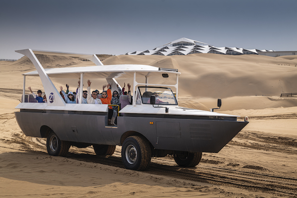 响沙湾,沙漠,度假地,景区,旅游,图片,照片,摄影,内蒙古响沙湾,内蒙古旅游,鄂尔多斯市旅游,莲花酒店,莲花度假酒店,莲沙度假岛,福沙度假岛,悦沙休闲岛,仙沙休闲岛,一粒沙度假村,在线预订,预定,旅行社,AAAAA,5A级旅游景区,库布齐,库布其沙漠,库布其旅游