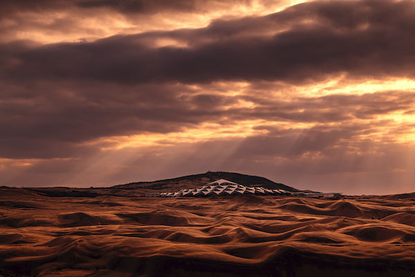 响沙湾,沙漠,度假地,景区,旅游,图片,照片,摄影,内蒙古响沙湾,内蒙古旅游,鄂尔多斯市旅游,莲花酒店,莲花度假酒店,莲沙度假岛,福沙度假岛,悦沙休闲岛,仙沙休闲岛,一粒沙度假村,在线预订,预定,旅行社,AAAAA,5A级旅游景区,库布齐,库布其沙漠,库布其旅游