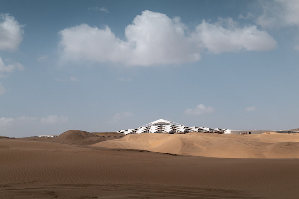 响沙湾,沙漠,度假地,景区,旅游,图片,照片,摄影,内蒙古响沙湾,内蒙古旅游,鄂尔多斯市旅游,莲花酒店,莲花度假酒店,莲沙度假岛,福沙度假岛,悦沙休闲岛,仙沙休闲岛,一粒沙度假村,在线预订,预定,旅行社,AAAAA,5A级旅游景区,库布齐,库布其沙漠,库布其旅游