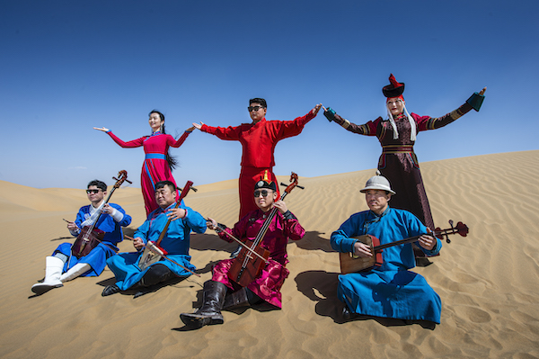 响沙湾,沙漠,度假地,景区,旅游,图片,照片,摄影,内蒙古响沙湾,内蒙古旅游,鄂尔多斯市旅游,莲花酒店,莲花度假酒店,莲沙度假岛,福沙度假岛,悦沙休闲岛,仙沙休闲岛,一粒沙度假村,在线预订,预定,旅行社,AAAAA,5A级旅游景区,库布齐,库布其沙漠,库布其旅游