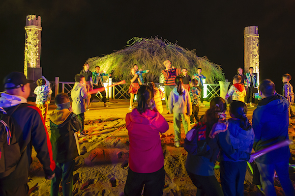 响沙湾,沙漠,度假地,景区,旅游,图片,照片,摄影,内蒙古响沙湾,内蒙古旅游,鄂尔多斯市旅游,莲花酒店,莲花度假酒店,莲沙度假岛,福沙度假岛,悦沙休闲岛,仙沙休闲岛,一粒沙度假村,在线预订,预定,旅行社,AAAAA,5A级旅游景区,库布齐,库布其沙漠,库布其旅游