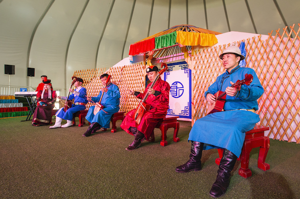 响沙湾,沙漠,度假地,景区,旅游,图片,照片,摄影,内蒙古响沙湾,内蒙古旅游,鄂尔多斯市旅游,莲花酒店,莲花度假酒店,莲沙度假岛,福沙度假岛,悦沙休闲岛,仙沙休闲岛,一粒沙度假村,在线预订,预定,旅行社,AAAAA,5A级旅游景区,库布齐,库布其沙漠,库布其旅游