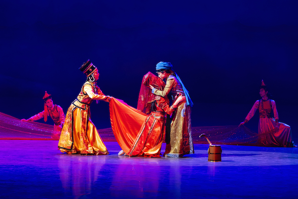 响沙湾,沙漠,度假地,景区,旅游,图片,照片,摄影,内蒙古响沙湾,内蒙古旅游,鄂尔多斯市旅游,莲花酒店,莲花度假酒店,莲沙度假岛,福沙度假岛,悦沙休闲岛,仙沙休闲岛,一粒沙度假村,在线预订,预定,旅行社,AAAAA,5A级旅游景区,库布齐,库布其沙漠,库布其旅游