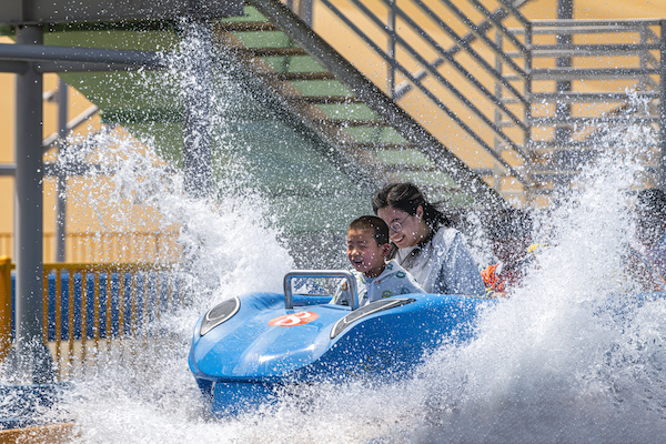 响沙湾,沙漠,度假地,景区,旅游,图片,照片,摄影,内蒙古响沙湾,内蒙古旅游,鄂尔多斯市旅游,莲花酒店,莲花度假酒店,莲沙度假岛,福沙度假岛,悦沙休闲岛,仙沙休闲岛,一粒沙度假村,在线预订,预定,旅行社,AAAAA,5A级旅游景区,库布齐,库布其沙漠,库布其旅游