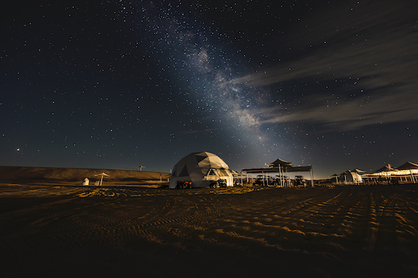 响沙湾,沙漠,度假地,景区,旅游,图片,照片,摄影,内蒙古响沙湾,内蒙古旅游,鄂尔多斯市旅游,莲花酒店,莲花度假酒店,莲沙度假岛,福沙度假岛,悦沙休闲岛,仙沙休闲岛,一粒沙度假村,在线预订,预定,旅行社,AAAAA,5A级旅游景区,库布齐,库布其沙漠,库布其旅游