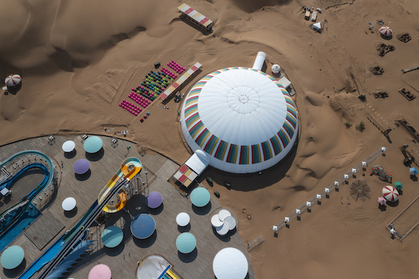 响沙湾,沙漠,度假地,景区,旅游,图片,照片,摄影,内蒙古响沙湾,内蒙古旅游,鄂尔多斯市旅游,莲花酒店,莲花度假酒店,莲沙度假岛,福沙度假岛,悦沙休闲岛,仙沙休闲岛,一粒沙度假村,在线预订,预定,旅行社,AAAAA,5A级旅游景区,库布齐,库布其沙漠,库布其旅游