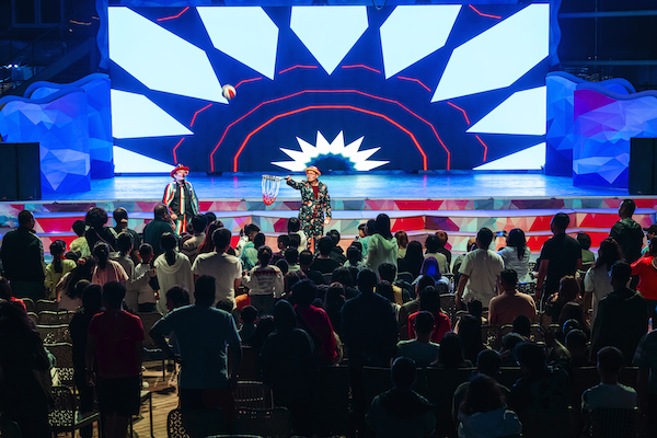 响沙湾,沙漠,度假地,景区,旅游,图片,照片,摄影,内蒙古响沙湾,内蒙古旅游,鄂尔多斯市旅游,莲花酒店,莲花度假酒店,莲沙度假岛,福沙度假岛,悦沙休闲岛,仙沙休闲岛,一粒沙度假村,在线预订,预定,旅行社,AAAAA,5A级旅游景区,库布齐,库布其沙漠,库布其旅游