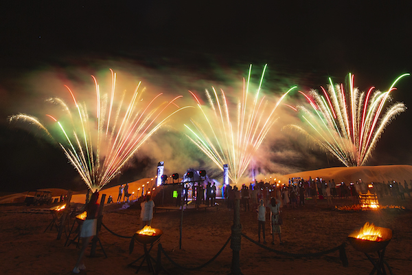 响沙湾,沙漠,度假地,景区,旅游,图片,照片,摄影,内蒙古响沙湾,内蒙古旅游,鄂尔多斯市旅游,莲花酒店,莲花度假酒店,莲沙度假岛,福沙度假岛,悦沙休闲岛,仙沙休闲岛,一粒沙度假村,在线预订,预定,旅行社,AAAAA,5A级旅游景区,库布齐,库布其沙漠,库布其旅游