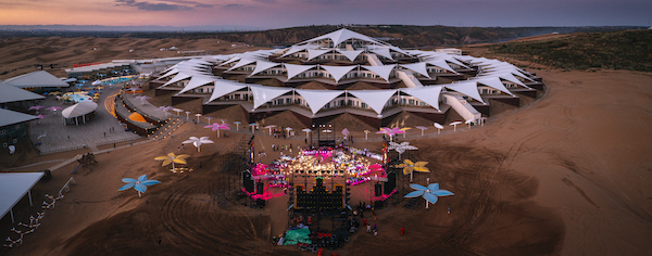 响沙湾,沙漠,度假地,景区,旅游,图片,照片,摄影,内蒙古响沙湾,内蒙古旅游,鄂尔多斯市旅游,莲花酒店,莲花度假酒店,莲沙度假岛,福沙度假岛,悦沙休闲岛,仙沙休闲岛,一粒沙度假村,在线预订,预定,旅行社,AAAAA,5A级旅游景区,库布齐,库布其沙漠,库布其旅游