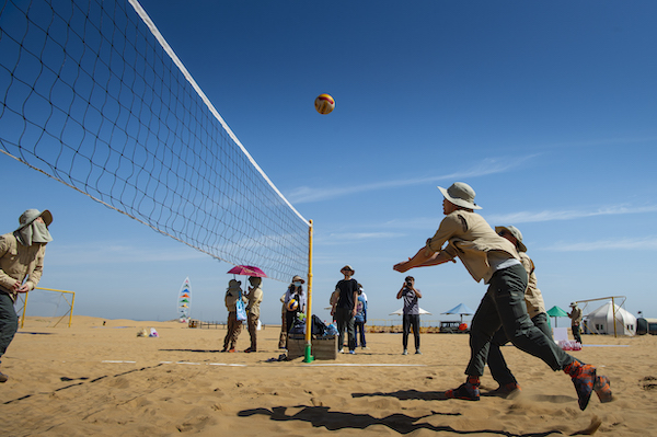 响沙湾,沙漠,度假地,景区,旅游,图片,照片,摄影,内蒙古响沙湾,内蒙古旅游,鄂尔多斯市旅游,莲花酒店,莲花度假酒店,莲沙度假岛,福沙度假岛,悦沙休闲岛,仙沙休闲岛,一粒沙度假村,在线预订,预定,旅行社,AAAAA,5A级旅游景区,库布齐,库布其沙漠,库布其旅游