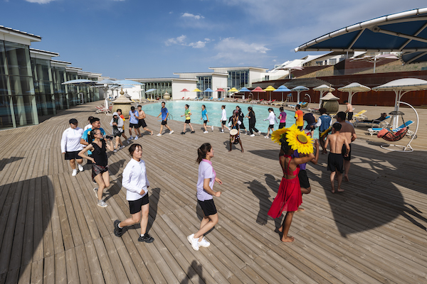 响沙湾,沙漠,度假地,景区,旅游,图片,照片,摄影,内蒙古响沙湾,内蒙古旅游,鄂尔多斯市旅游,莲花酒店,莲花度假酒店,莲沙度假岛,福沙度假岛,悦沙休闲岛,仙沙休闲岛,一粒沙度假村,在线预订,预定,旅行社,AAAAA,5A级旅游景区,库布齐,库布其沙漠,库布其旅游