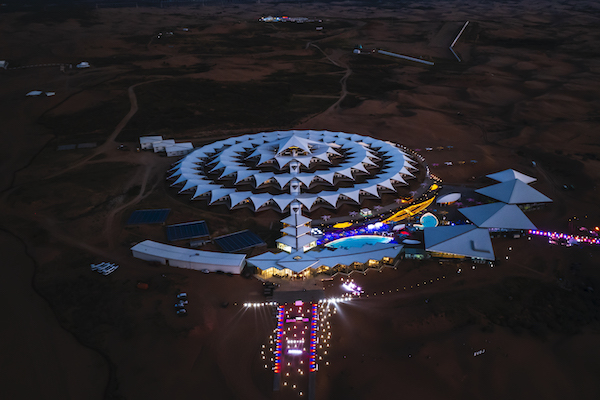 响沙湾,沙漠,度假地,景区,旅游,图片,照片,摄影,内蒙古响沙湾,内蒙古旅游,鄂尔多斯市旅游,莲花酒店,莲花度假酒店,莲沙度假岛,福沙度假岛,悦沙休闲岛,仙沙休闲岛,一粒沙度假村,在线预订,预定,旅行社,AAAAA,5A级旅游景区,库布齐,库布其沙漠,库布其旅游