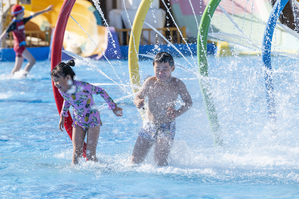 响沙湾,沙漠,度假地,景区,旅游,图片,照片,摄影,内蒙古响沙湾,内蒙古旅游,鄂尔多斯市旅游,莲花酒店,莲花度假酒店,莲沙度假岛,福沙度假岛,悦沙休闲岛,仙沙休闲岛,一粒沙度假村,在线预订,预定,旅行社,AAAAA,5A级旅游景区,库布齐,库布其沙漠,库布其旅游