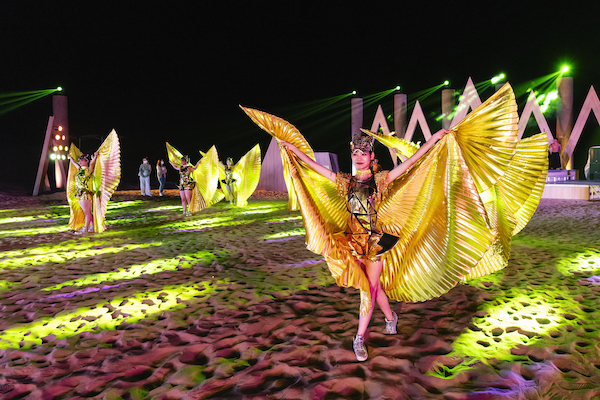 响沙湾,沙漠,度假地,景区,旅游,图片,照片,摄影,内蒙古响沙湾,内蒙古旅游,鄂尔多斯市旅游,莲花酒店,莲花度假酒店,莲沙度假岛,福沙度假岛,悦沙休闲岛,仙沙休闲岛,一粒沙度假村,在线预订,预定,旅行社,AAAAA,5A级旅游景区,库布齐,库布其沙漠,库布其旅游