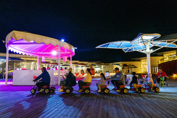 响沙湾,沙漠,度假地,景区,旅游,图片,照片,摄影,内蒙古响沙湾,内蒙古旅游,鄂尔多斯市旅游,莲花酒店,莲花度假酒店,莲沙度假岛,福沙度假岛,悦沙休闲岛,仙沙休闲岛,一粒沙度假村,在线预订,预定,旅行社,AAAAA,5A级旅游景区,库布齐,库布其沙漠,库布其旅游