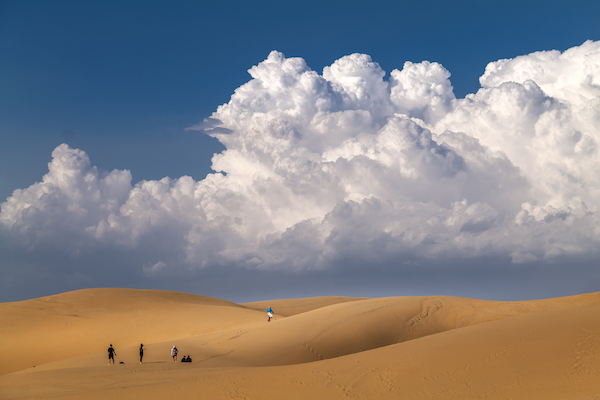 响沙湾,沙漠,度假地,景区,旅游,图片,照片,摄影,内蒙古响沙湾,内蒙古旅游,鄂尔多斯市旅游,莲花酒店,莲花度假酒店,莲沙度假岛,福沙度假岛,悦沙休闲岛,仙沙休闲岛,一粒沙度假村,在线预订,预定,旅行社,AAAAA,5A级旅游景区,库布齐,库布其沙漠,库布其旅游