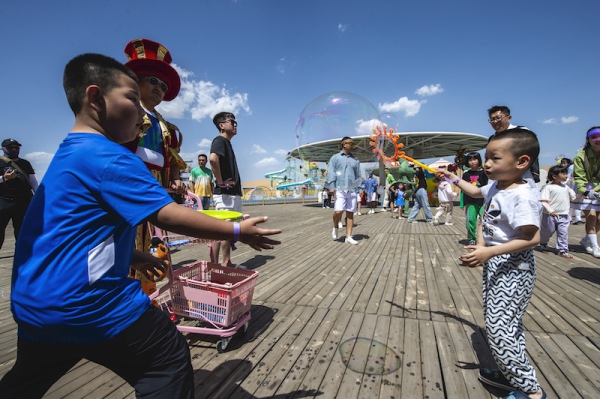 响沙湾,沙漠,度假地,景区,旅游,图片,照片,摄影,内蒙古响沙湾,内蒙古旅游,鄂尔多斯市旅游,莲花酒店,莲花度假酒店,莲沙度假岛,福沙度假岛,悦沙休闲岛,仙沙休闲岛,一粒沙度假村,在线预订,预定,旅行社,AAAAA,5A级旅游景区,库布齐,库布其沙漠,库布其旅游