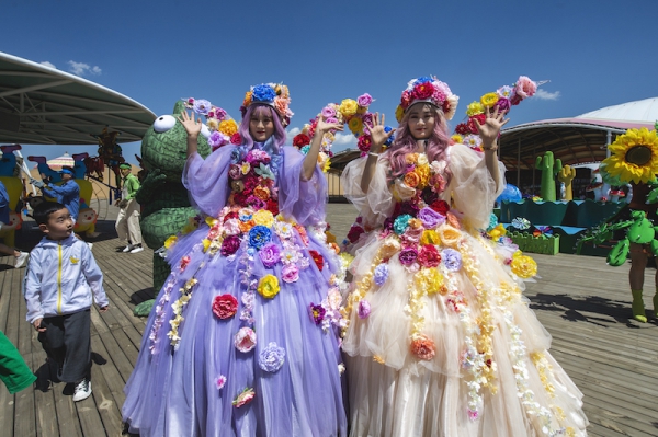 响沙湾,沙漠,度假地,景区,旅游,图片,照片,摄影,内蒙古响沙湾,内蒙古旅游,鄂尔多斯市旅游,莲花酒店,莲花度假酒店,莲沙度假岛,福沙度假岛,悦沙休闲岛,仙沙休闲岛,一粒沙度假村,在线预订,预定,旅行社,AAAAA,5A级旅游景区,库布齐,库布其沙漠,库布其旅游