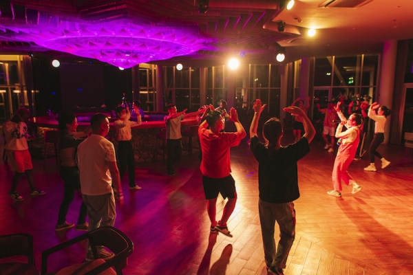 响沙湾,沙漠,度假地,景区,旅游,图片,照片,摄影,内蒙古响沙湾,内蒙古旅游,鄂尔多斯市旅游,莲花酒店,莲花度假酒店,莲沙度假岛,福沙度假岛,悦沙休闲岛,仙沙休闲岛,一粒沙度假村,在线预订,预定,旅行社,AAAAA,5A级旅游景区,库布齐,库布其沙漠,库布其旅游