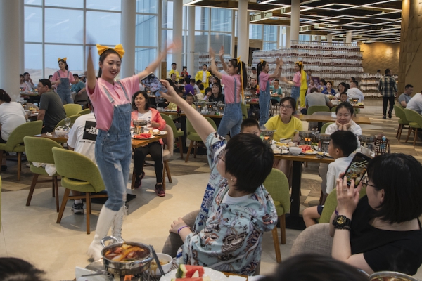 响沙湾,沙漠,度假地,景区,旅游,图片,照片,摄影,内蒙古响沙湾,内蒙古旅游,鄂尔多斯市旅游,莲花酒店,莲花度假酒店,莲沙度假岛,福沙度假岛,悦沙休闲岛,仙沙休闲岛,一粒沙度假村,在线预订,预定,旅行社,AAAAA,5A级旅游景区,库布齐,库布其沙漠,库布其旅游