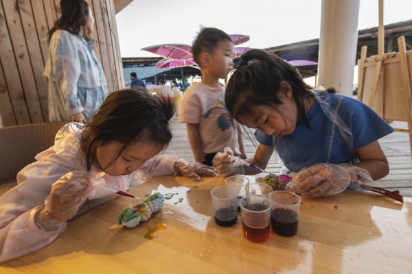 响沙湾,沙漠,度假地,景区,旅游,图片,照片,摄影,内蒙古响沙湾,内蒙古旅游,鄂尔多斯市旅游,莲花酒店,莲花度假酒店,莲沙度假岛,福沙度假岛,悦沙休闲岛,仙沙休闲岛,一粒沙度假村,在线预订,预定,旅行社,AAAAA,5A级旅游景区,库布齐,库布其沙漠,库布其旅游