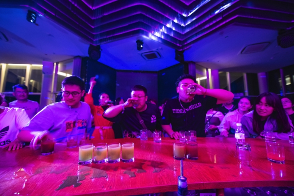 响沙湾,沙漠,度假地,景区,旅游,图片,照片,摄影,内蒙古响沙湾,内蒙古旅游,鄂尔多斯市旅游,莲花酒店,莲花度假酒店,莲沙度假岛,福沙度假岛,悦沙休闲岛,仙沙休闲岛,一粒沙度假村,在线预订,预定,旅行社,AAAAA,5A级旅游景区,库布齐,库布其沙漠,库布其旅游