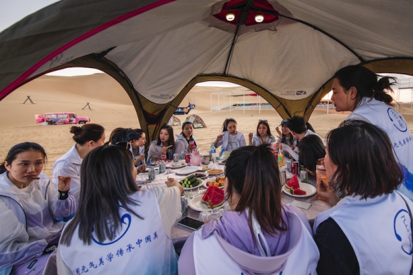 响沙湾,沙漠,度假地,景区,旅游,图片,照片,摄影,内蒙古响沙湾,内蒙古旅游,鄂尔多斯市旅游,莲花酒店,莲花度假酒店,莲沙度假岛,福沙度假岛,悦沙休闲岛,仙沙休闲岛,一粒沙度假村,在线预订,预定,旅行社,AAAAA,5A级旅游景区,库布齐,库布其沙漠,库布其旅游