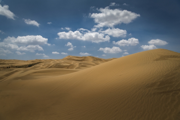 响沙湾,沙漠,度假地,景区,旅游,图片,照片,摄影,内蒙古响沙湾,内蒙古旅游,鄂尔多斯市旅游,莲花酒店,莲花度假酒店,莲沙度假岛,福沙度假岛,悦沙休闲岛,仙沙休闲岛,一粒沙度假村,在线预订,预定,旅行社,AAAAA,5A级旅游景区,库布齐,库布其沙漠,库布其旅游