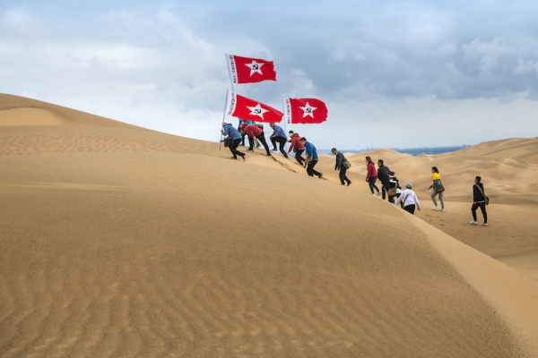 响沙湾,沙漠,度假地,景区,旅游,图片,照片,摄影,内蒙古响沙湾,内蒙古旅游,鄂尔多斯市旅游,莲花酒店,莲花度假酒店,莲沙度假岛,福沙度假岛,悦沙休闲岛,仙沙休闲岛,一粒沙度假村,在线预订,预定,旅行社,AAAAA,5A级旅游景区,库布齐,库布其沙漠,库布其旅游