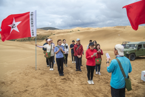 响沙湾,沙漠,度假地,景区,旅游,图片,照片,摄影,内蒙古响沙湾,内蒙古旅游,鄂尔多斯市旅游,莲花酒店,莲花度假酒店,莲沙度假岛,福沙度假岛,悦沙休闲岛,仙沙休闲岛,一粒沙度假村,在线预订,预定,旅行社,AAAAA,5A级旅游景区,库布齐,库布其沙漠,库布其旅游