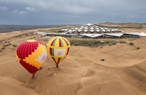 响沙湾,沙漠,度假地,景区,旅游,图片,照片,摄影,内蒙古响沙湾,内蒙古旅游,鄂尔多斯市旅游,莲花酒店,莲花度假酒店,莲沙度假岛,福沙度假岛,悦沙休闲岛,仙沙休闲岛,一粒沙度假村,在线预订,预定,旅行社,AAAAA,5A级旅游景区,库布齐,库布其沙漠,库布其旅游