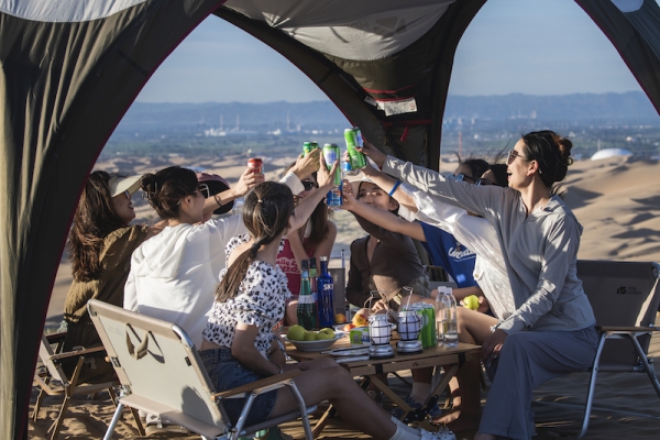 响沙湾,沙漠,度假地,景区,旅游,图片,照片,摄影,内蒙古响沙湾,内蒙古旅游,鄂尔多斯市旅游,莲花酒店,莲花度假酒店,莲沙度假岛,福沙度假岛,悦沙休闲岛,仙沙休闲岛,一粒沙度假村,在线预订,预定,旅行社,AAAAA,5A级旅游景区,库布齐,库布其沙漠,库布其旅游