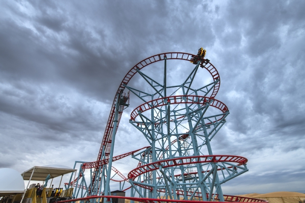 响沙湾,沙漠,度假地,景区,旅游,图片,照片,摄影,内蒙古响沙湾,内蒙古旅游,鄂尔多斯市旅游,莲花酒店,莲花度假酒店,莲沙度假岛,福沙度假岛,悦沙休闲岛,仙沙休闲岛,一粒沙度假村,在线预订,预定,旅行社,AAAAA,5A级旅游景区,库布齐,库布其沙漠,库布其旅游